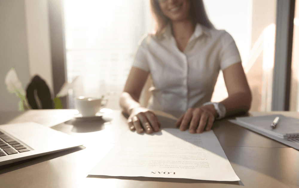 O que deve estar presente em um contrato de consórcio?